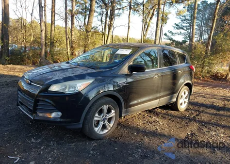 2015 Ford Escape Se z USA, uszkodzony, nr VIN 1FMCU9G95FUA10708